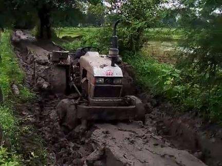 रास्ता ना होने के कारन किसान हुये परेशान ग्राम बम्होरी तहसील सिलवानी जिला रायसेन मध्य प्रदेश