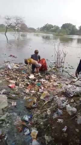 *संदिग्ध परिस्थितियों में तालाब में डूबने से महिला की मौत*
खैरगढ़: थाना व कस्बा खैरगढ़ में