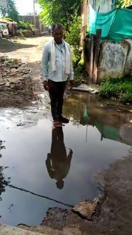 video aap dekh rahe Hain Lal pathar Swaroop Nagar ganjbasoda pipal ke pass ki