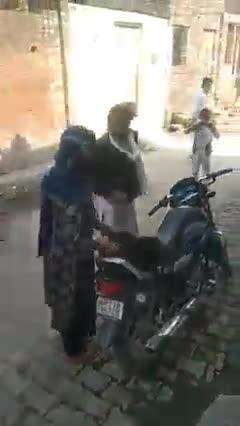 Baba beiman 

#Baba badri 
# Viral video #trending
#bababadri #video #old kalsiya road