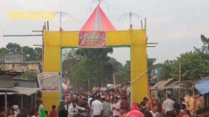 सर्वाजनिक दुर्गा मंदिर नरपतगंज द्वारा रावण दहन शनिवार को किया गया, वहीं सुरक्षा का पुख़्ता इंतजाम रहा