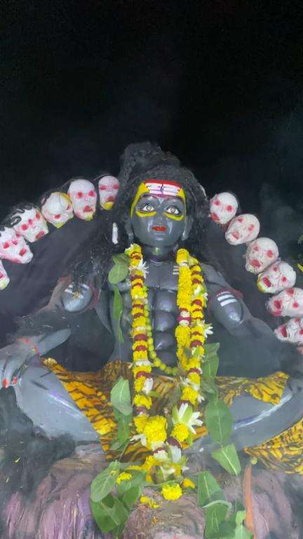 होशंगाबाद की सबसे आकर्षित महाकाल की मूर्ति देखो#viralvideo#mahakal