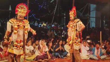 আমগুৰি: জকাই পদূলি বৰনামঘৰত নামতি ময়ুৰধ্বজ শিল্পী সমাজৰ দ্বাৰা নৃ সিংহ মূৰাৰী ভাওনা