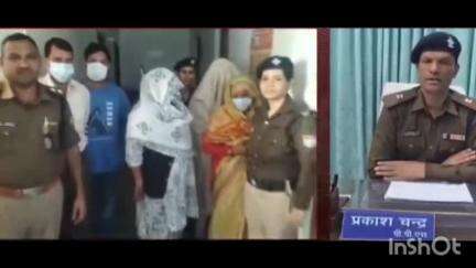 हल्द्वानी के हीरानगर क्षेत्र से एक आवासीय घर के दो मंजिले से पुलिस ने तीन महिलाएं वह दो पुरुष को आपत्तिजनक सामग्री व आपत