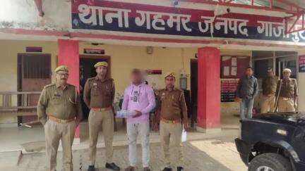 सेवराई: गहमर रेलवे क्रॉसिंग के आगे नहर पुलिया के पास से पुलिस ने तमंचा व कारतूस के साथ एक अभियुक्त को किया गिरफ्तार