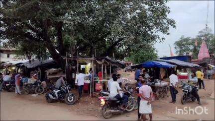 डंडई: डंडई प्रखंड के सोनेहरा बाजार में भूमि अतिक्रमण जारी, सीओ ने कार्रवाई का आश्वासन दिया