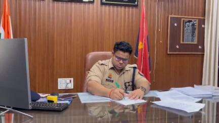 कन्नौज: जनपद कन्नौज में पुलिस विभाग की तबादला एक्सप्रेस, पुलिस कप्तान अमित कुमार ने 34 अधिकारियों का किया स्थानांतरण