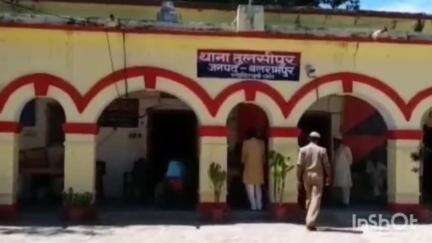 तुलसीपुर: थाना तुलसीपुर की पुलिस ने ग्राम केवलपुर में पिकअप और ई-रिक्शा की टक्कर में हुई अधेड़ की मौत के मामले में दर्ज किया केस