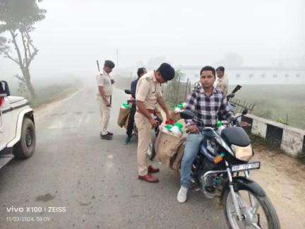 #Morning_Patrolling अपराध एवं अपराधियों पर अंकुश लगाए रखने के लिए #कटिहार पुलिस 24×7 सक्रिय है।

👉मॉर्निंग वॉक पर निकलने वाले लोगों, पार्कों, खेल के मैदानों, रेलवे स्टेशनों, बस अड्डों और सभी प्रमुख सार्वजनिक