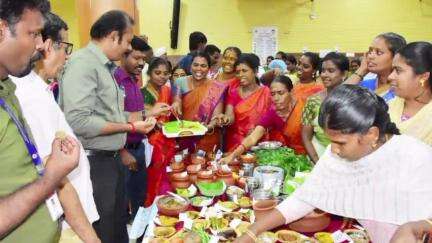 திருச்சி: மாவட்ட அளவிலான ஊட்டச்சத்து விழிப்புணர்வு போட்டி மாவட்ட ஆட்சியரகத்தில் நடந்தது.