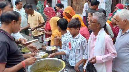 दाधीच बगीची में हिंदू धर्म के लोगों ने गोपाष्टमी का पर्व धूमधाम से मनाया, अन्नकूट महोत्सव का आयोजन हुआ, उमड़े लोग