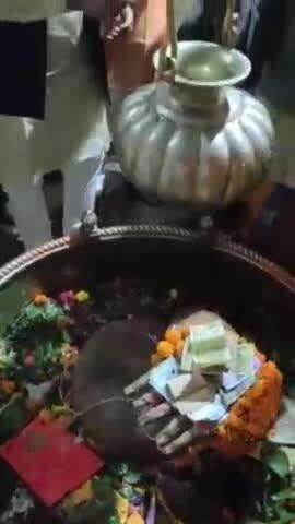 वाराणसी के श्री मारकंडेय महादेव मंदिर में हिमाचल प्रदेश के राज्यपाल शिव प्रताप शुक्ला ने किया दर्शन और पूजन