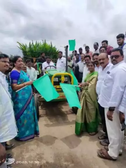 Shri Vunnamatla Rakada Eliza, MLA inaugurated the Mega #OilPalm Plantation Drive in Eluru district, Andhra Pradesh on 1st August. The event was organized by the state government in coordination with Godrej Agrovet Pvt. Ltd.