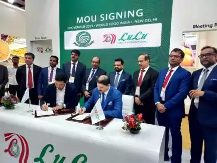 An MoU was signed today between Arunachal Pradesh Agricultural Marketing Board and Lulu Group, for the export of Organic Dambuk Oranges under #MOVCDNER. 
#agrigoi #organicfarming #northeastindia #agriculture