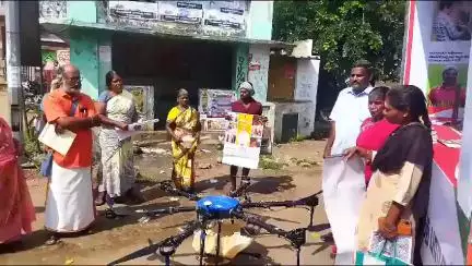 People of Thirupparaithurai , Anthanallur block, Tiruchirappalli District, Tamil Nadu were given information on the uses of #drones in #Agriculture along with information about various welfare schemes of govt to create awareness under #vbsy