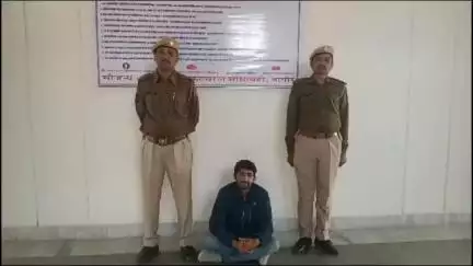 #NAGAURPOLICE
#SP Office, Nagaur 


1.	साइबर थाना नागौरः- भाजपा प्रत्याशी को काॅल कर धमकाने/अश्लील गालियां देनेे के प्रकरण में मुख्य आरोपी गिरफ्तार। पूर्व में एक